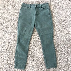 LOFT Petites Curvy Olive Skinny Jeans